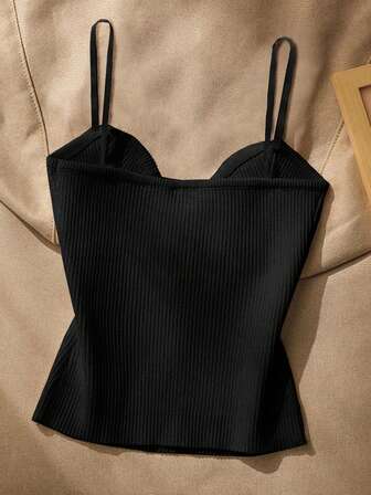 Cévolie Ribbad camisoltopp med metalldekor för kvinnor