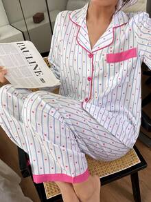 Ensemble pyjama femme haut et pantalon patchwork à motif cœur rayé. Ensemble pyjama femme 2 pièces, chemise de nuit femme avec boutons. Vêtements automne et hiver