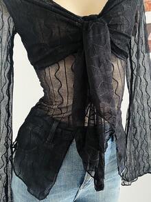 Soleia V 领系带腰喇叭袖纹理面料长袖休闲度假上衣黑色衬衫长袖黑色上衣女士黑色上衣黑色系带前上衣纹理黑色上衣 - 黑色 - 查看 7