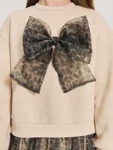 SHEIN Serisse Kids 少女3D豹纹蝴蝶结装饰圆领长袖卫衣裙，搭配全豹纹网纱下摆，适合秋冬季日常穿着 - 杏色 - 查看 5