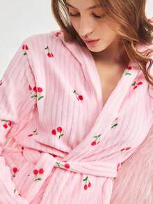 Bonmuse 1件女士秋冬爱心印花法兰绒加厚浴袍，双面长款绒面提花刺绣星星长袖睡裙 - 粉色 - 查看 4