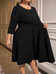 SHEIN CURVE+ 加大码纯色黑色束腰连衣裙，适合春夏秋冬优雅办公室派对、新年女士连衣裙 - 黑色 - 查看 4