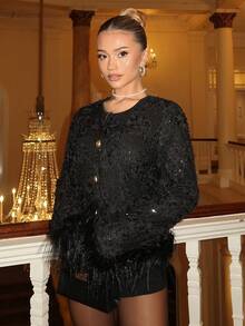 Glamine Charm 女式秋冬仿鸵鸟毛派对串珠刺绣圆领长袖前扣黑色夹克 - 黑色 - 查看 3