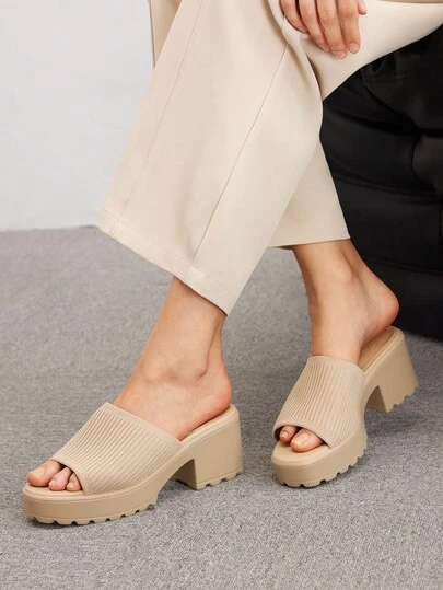 CUCCOO BASICS 杏色厚底高跟凉鞋，通勤、购物、约会、聚会的时尚之选