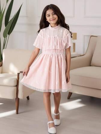 少女荷叶边领短袖蕾丝优雅连衣裙