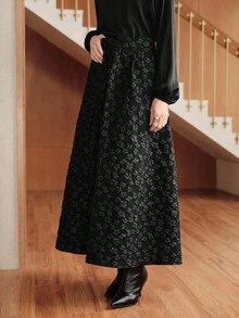 Uhlyne Uhlyne Women's Minimalist Jacquard Flared Skirt - Black - View 4