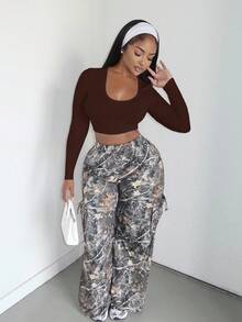 Alexandranx Solid Fitted Crop Tee - Chocolate Brown - View 6