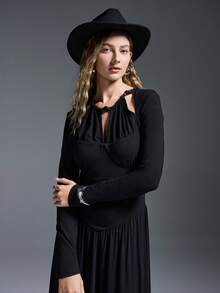 MYSTAURA Minimalist Design Fitted Halter Pearl Chain Long Sleeve Dress For Women - Black - View 3
