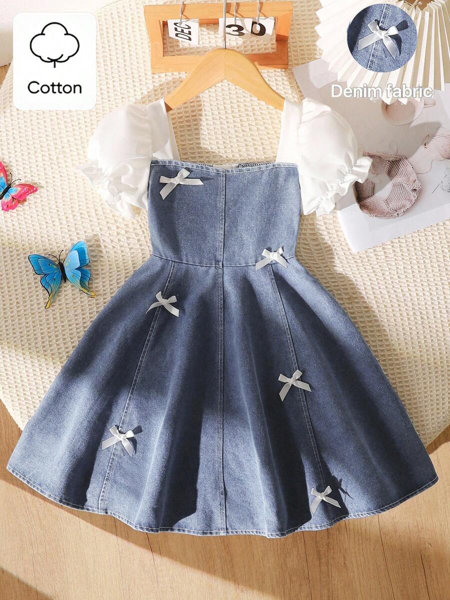 SHEIN Playful Pals 女童短袖牛仔洋裝,方領配色設計,喇叭下擺 - 淺色水洗藍 - 查看 1