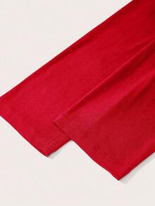 SHEIN Essnce Camiseta casual de mujer con tirantes finos y manga larga, color rojo, con estampado de Feliz Navidad, adecuada para Navidad - Rojo - Ver 4