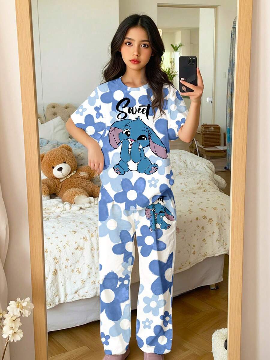 SHEIN Leap Crew 可爱卡通蓝色兔子和史迪奇图案,蓝色渐变花卉,少女休闲简约圆领短袖长裤睡衣套装 - 彩色 - 查看 1