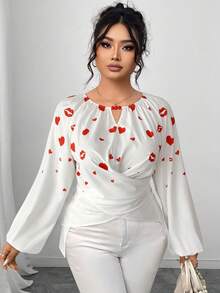 SHEIN Elenzya Áo cánh nữ in hình trái tim và môi quấn chéo thời trang thu đông cỡ lớn, thanh lịch, thích hợp cho ngày lễ tình nhân - Đỏ và trắng - Xem 3
