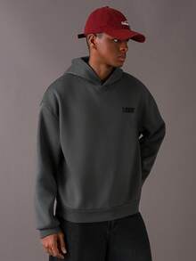 STYNVO 男士休闲宽松标语印花长袖连帽卫衣，秋冬街头风短款印花连帽衫，男士字母印花连帽衫，Manfinity 男士连帽衫，Sumwon 男士连帽衫 - 灰色 - 查看 2