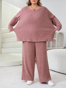 SHEIN CURVE+ Two Pieces Set Of Plus Size Women's T-Shirt And Pants, CasualTwo Piecese Set/Winter