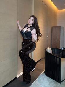 Flirla Pantalones de pierna acampanada con ajuste ceñido y adornos de strass negros para tallas grandes - Marrón - Ver 4