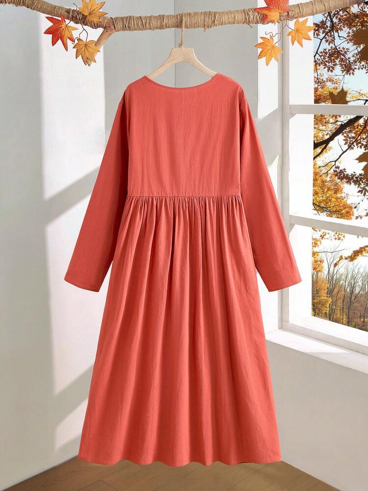 Plus Size Women's Casual Solid Red-Brown Button Decor Round Neck Long Sleeve Midi Dress, Autumn/Winter,Going Out Outfits,2025 New Clothes,Simple And Fashionable For Everyday Wear, Plus Size Winter Clothes,Comfortable And Breathable,Christmas Outfit For Women ,New Year Clothes,Thanksgiving Outfit For Women,Flowy Dress