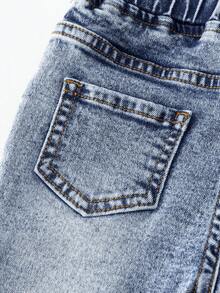 SHEIN Quần denim túi hộp dáng ôm màu xanh nhạt, đơn giản, dễ phối đồ cho bé trai, cạp chun, thoải mái và đa năng khi mặc hàng ngày, sản phẩm thời trang dành cho bé yêu - Rửa trung bình - Xem 8