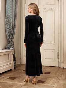 SHEIN Elenzya فستان طويل الأكمام من القماش المخمل مع خصر مطوي وذيل بتصميم الحورية للنساء، أنيق وعاطفي - الأسود - مشاهدة 2