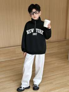 SHEIN Little Byeori 2 件套青少年男孩韩版休闲运动夹克，立领字母印花和松紧腰裤套装，适合通勤、上学、休闲外出、运动、春夏季 - 黑色 - 查看 4