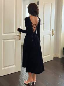 DAZY Váy ngủ Maxi hở lưng, thắt eo, chất liệu nhung và ren, họa tiết chắp vá, dành cho nữ mùa thu/đông - màu đen - Xem 2