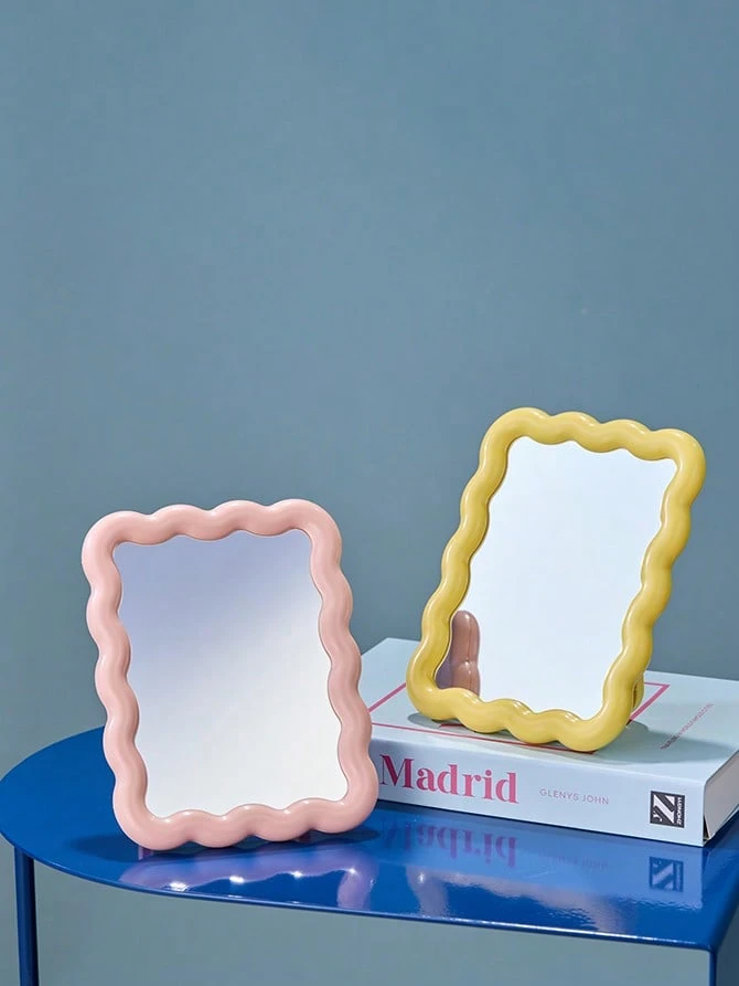 Joivida 1pc Cute Makeup Mirror, Cream Wavy Design, Desktop/Wall Mounted, Student Dormitory, Vanity Mirror, Office Small Mirror,Makeup,Cheap,Room Decor,Vanity,Travel,Bedroom,Makeup Accessories,Mirror,Vanity Mirror,Mini Mirror,Compact Mirror,Mirror Small,Hand Mirror - Multicolor - View 1
