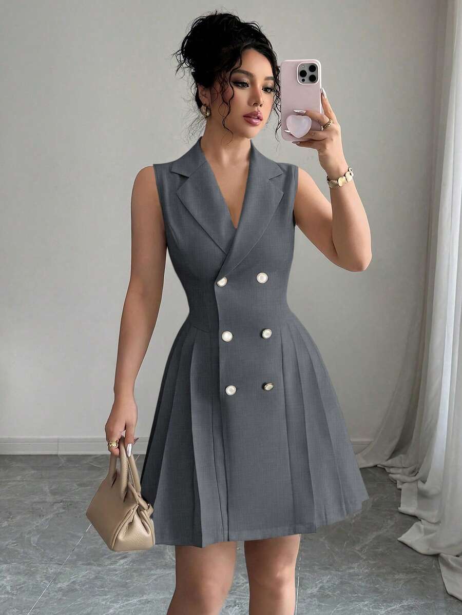 Rafferiza 女士简约纯色翻领双排扣无袖褶裥连衣裙，适合工作和通勤穿着。 - 淺灰色 - 查看 1