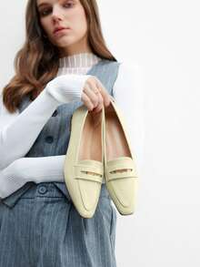 Sleekvia Women's Classic Retro Square Toe Comfortable Flat Loafers, Casual Everyday Work Flats - Beige - View 6