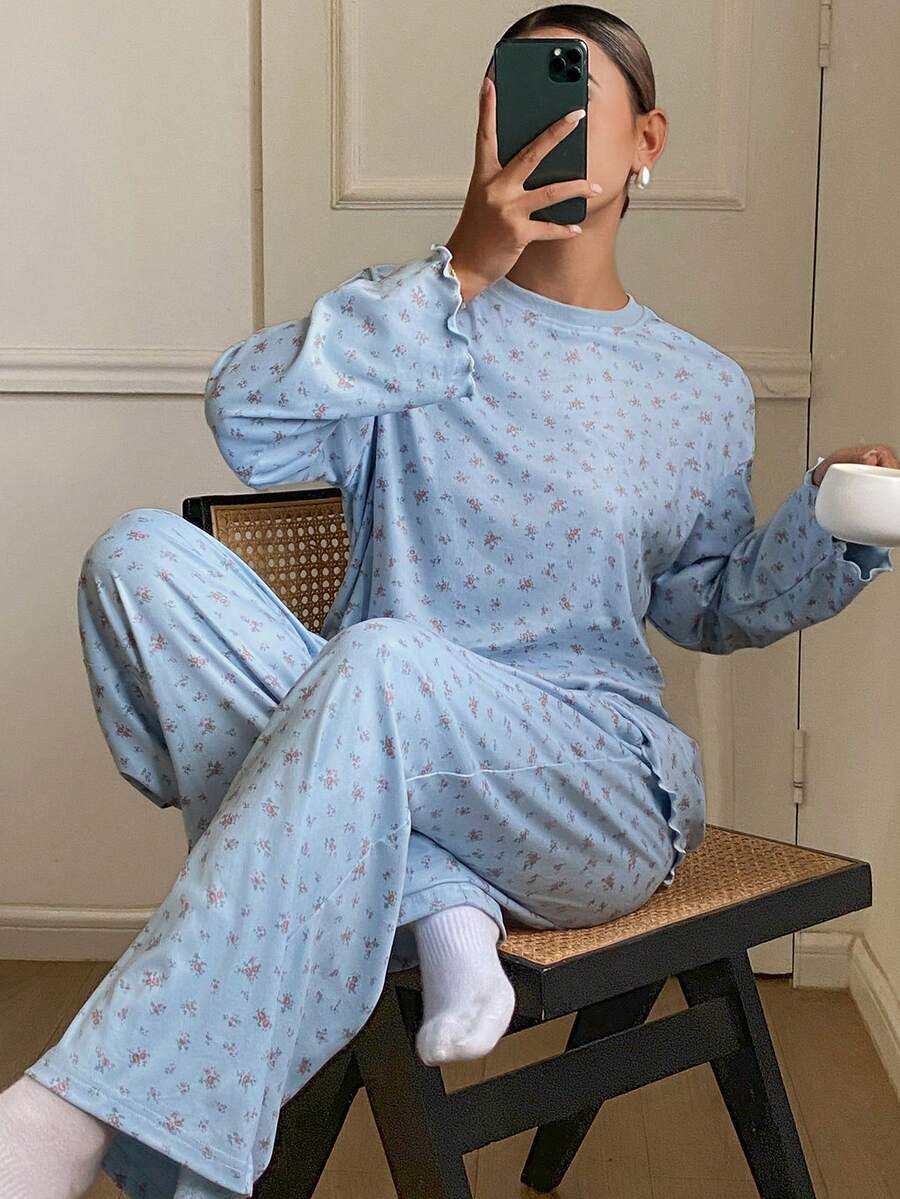DAZY Bộ đồ ngủ rộng rãi thoải mái họa tiết hoa dành cho nữ - Màu xanh nhạt - Xem 1