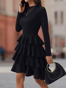 SHEIN Clasi 女士优雅时尚通勤休闲舒适迷人复古简约高端浪漫假日长袖圆领收腰 A 字形荷叶边下摆纯色连衣裙 - 黑色 - 查看 3