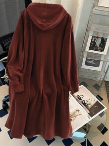 SHEIN LUNE 女式休闲熊贴片装饰连帽卫衣裙，秋冬 - 酒紅色 - 查看 2