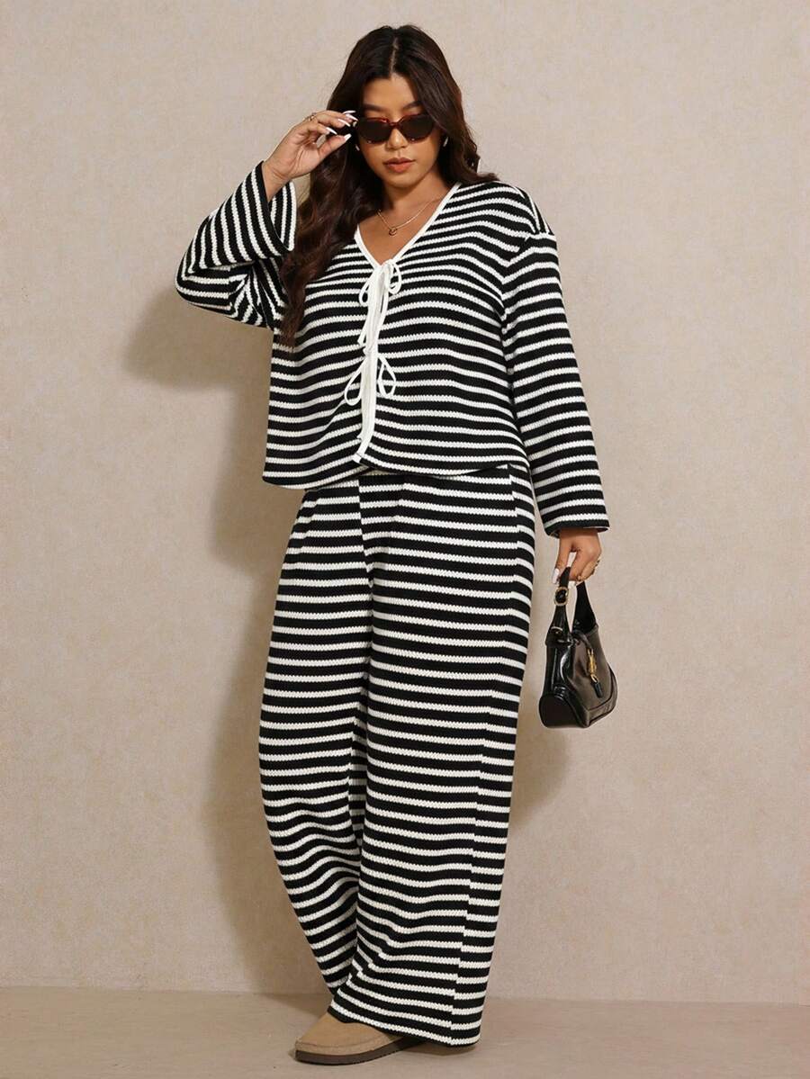 Elaquor Conjunto de 2 piezas de top de manga larga con cuello en V y estampado de rayas, y pantalones de pierna ancha, talla grande - Negro - Ver 1