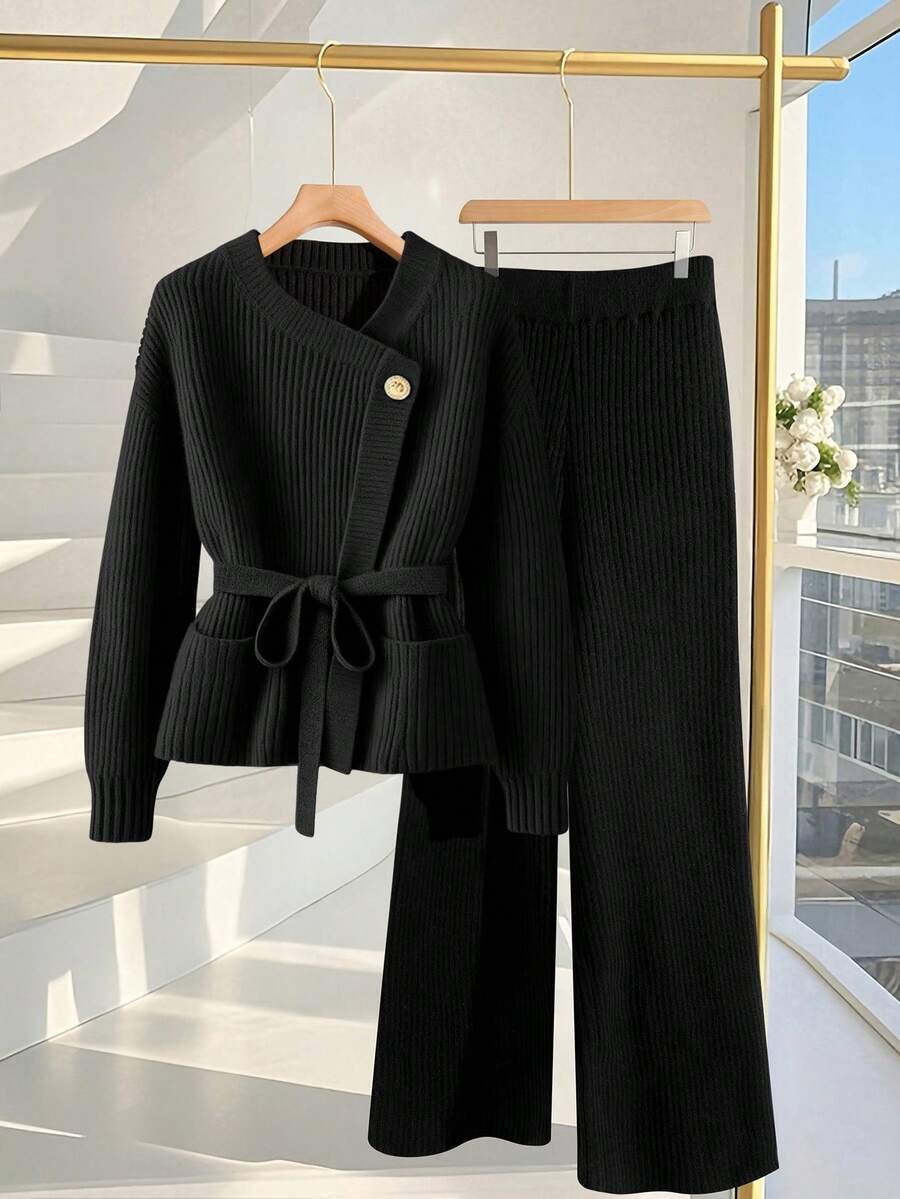 GlowEve 新款优雅套头衫，配金色纽扣，女士欧美风格百搭简约时尚针织上衣和针织裤 - 黑色 - 查看 1