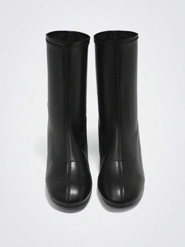 Modische runde Zehenpartie, niedriger Absatz, lackierter Absatz, lässige Slip-On-Stiefeletten in Schwarz für Damen