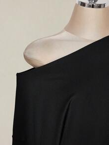 SHEIN ICON 女士大码秋冬复古性感休闲时尚个性Y2K千禧风不对称肩部修身黑色针织迷你连衣裙 - 黑色 - 查看 3