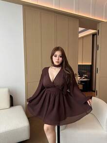 Vibekara 加大码女式棕色法式雪纺 V 领独特精致复古浪漫学院风 A 字形设计，配围巾领，长袖，适合办公室、日常穿着、派对、舞会、音乐节、返校 - 棕色 - 查看 4