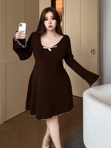 Flirla Plus Size Autumn/Winter New V-Neck Fitted Dress With Contrast Trim And Bow Decor, Coffee Color - Coffee Brown - View 3