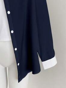 Resyla Women's Loose Fit Drop Shoulder Colorblock Knight Print Long Sleeve Shirt