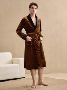 EverLounge 复古英伦风舒适蓬松毛绒睡袍，光泽亮丽，保暖舒适，撞色设计，尽显奢华，适合休闲放松、家庭聚会等场合，开襟设计，男士款，冬季穿着。 - 彩色 - 查看 4