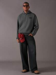 STYNVO 男士休闲宽松标语印花长袖连帽卫衣，秋冬街头风短款印花连帽衫，男士字母印花连帽衫，Manfinity 男士连帽衫，Sumwon 男士连帽衫 - 灰色 - 查看 3