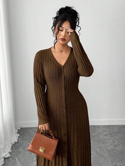 SHEIN Elenzya 1 chiếc váy len dài tay cổ chữ V viền loe thanh lịch cỡ lớn cho nữ