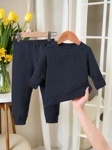 SHEIN Playful Pals 2 buc/set unisex pentru bebeluși/copii mici, casual, îngroșat, slim fit, mânecă lungă, guler rotund și pantaloni slim fit cu talie elastică, potrivit pentru primăvară, toamnă și iarnă, pentru acasă, în aer liber și pentru școală - Albastru marin - Vizualizare 1