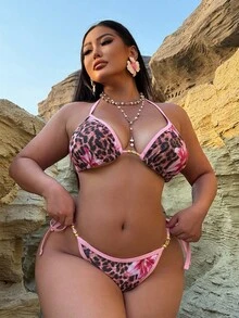 SHEIN Swim Curve Plus Size Women Multicolor Tie Dye Print Halter Bra And Side Tie-Up Shorts Swimsuit Set, Sexy Casual Beach Holiday For Summer Beach Vacation