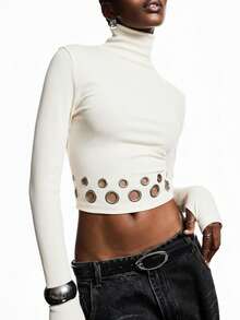 LYSMO 2025新款极简秋冬女式修身高领短款长袖上衣，饰有醒目的金属孔眼下摆，前卫都市酷炫风格，吸睛单品，显瘦显瘦，派对吸睛，性感女孩必备，前卫设计，引领时尚潮流，杏色上衣 - 杏色 - 查看 1