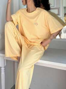 DAZY 2pcs Women Loose Short Sleeve Pajama Set - Yellow - View 6