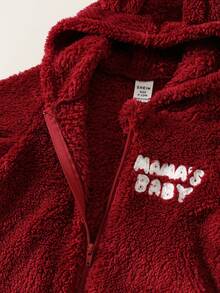 SHEIN 新生儿男女宝宝可爱毛绒字母印花连帽连体衣，男女宝宝冬季、新年、圣诞节通用服装 - 彩色 - 查看 3