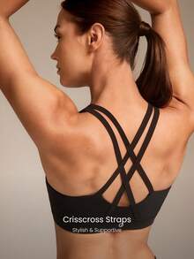 GLOWMODE FeatherFit™ 交叉露背圆领可拆卸胸垫运动文胸，适合低强度瑜伽、普拉提、健身房及日常休闲穿着 - 黑色 - 查看 4