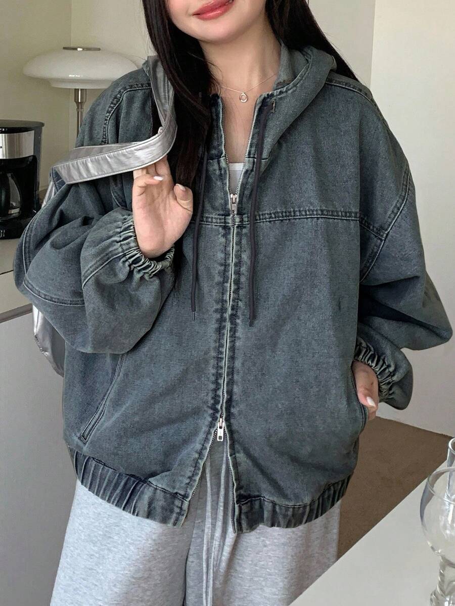 DAZY 大码女式轻质水洗牛仔夹克，连帽拉链宽松灯笼袖下摆抽绳休闲外套 - 霧霾藍 - 查看 1