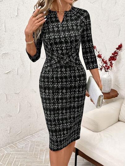 SHEIN Clasi Vestido midi elegante de mujer con cuello en V, manga 3/4 y estampado de cuadros, ajustado