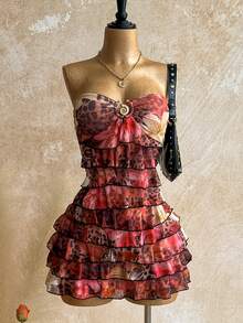 Soleia Frühlings-Sommer Lässig Urlaubs Strand Hochzeitsgast Outfit Abschlussfeier Brunch Damen Kleid für St. Patrick's Day, Frühjahrsferien, Ostern, Musikfestival, elegantes, bohemisches, tropisches, metallisches Dekor Volant Rückenfreies Mini-Kleid