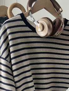 Resyla 韩版时尚百搭彩色条纹图案卫衣，适合外套、摄影、露营、秋季、冬季、返校，女士常规圆领 - 彩色 - 查看 7